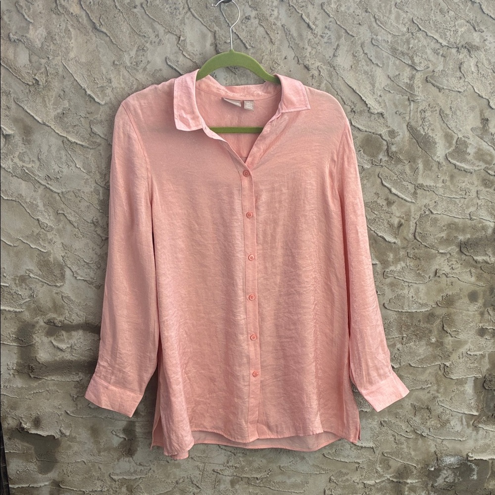 Chicos Light Pink Shimmery Button Up Blouse Women’s Size 1 worn 1x